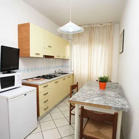 Near In 45640 Apartament